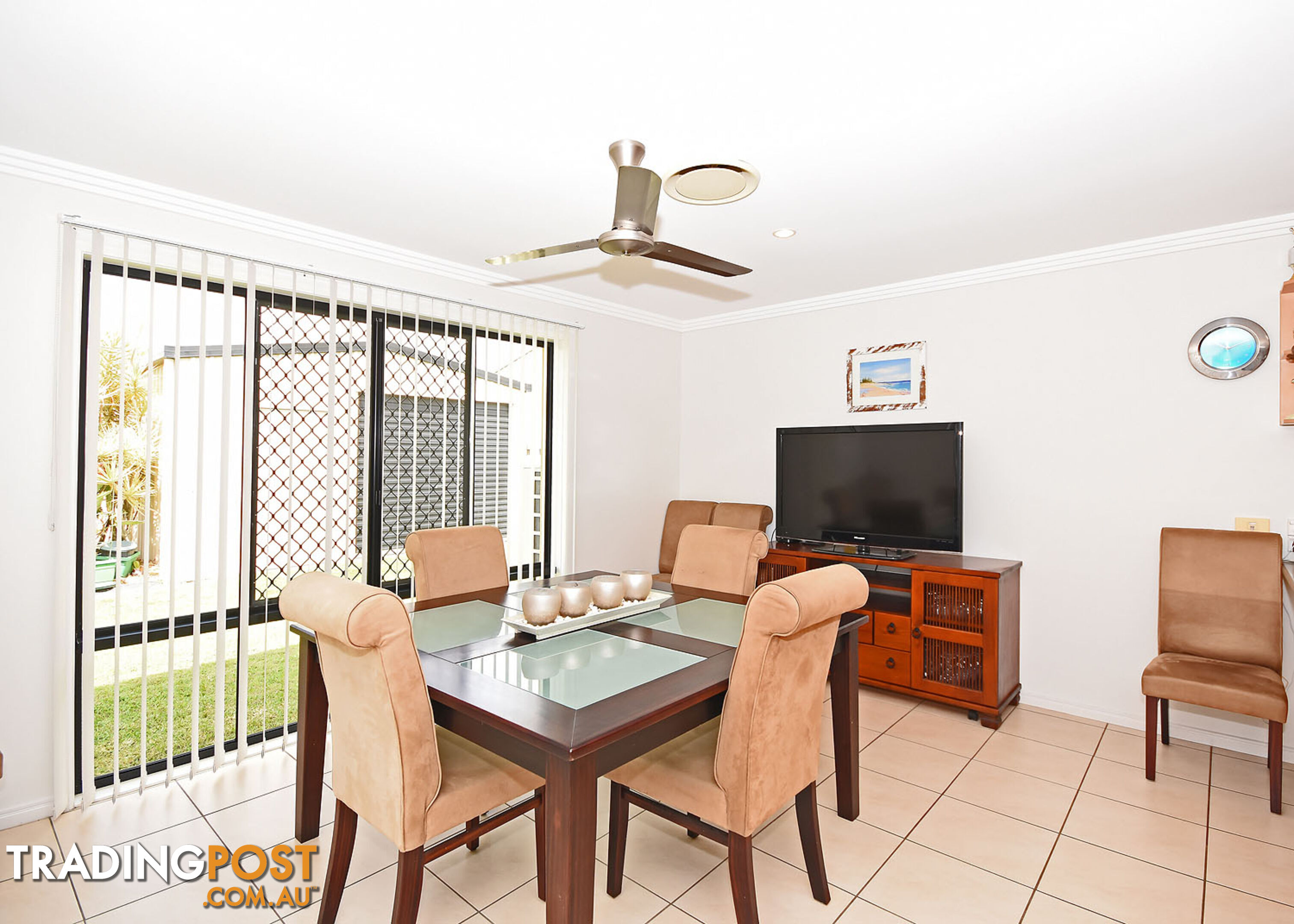 6 Glengarry Court KAWUNGAN QLD 4655