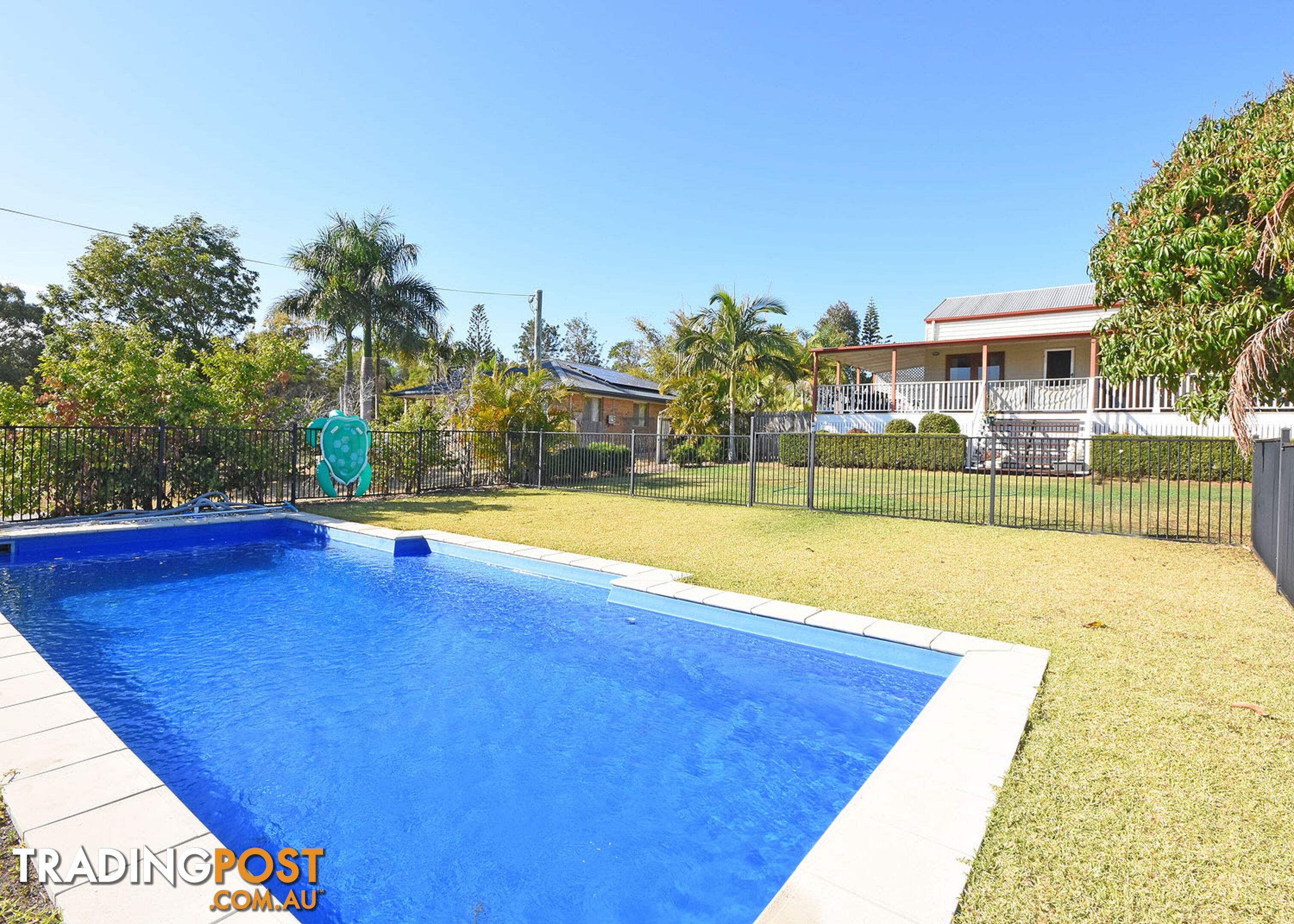 8 Henks Court CRAIGNISH QLD 4655