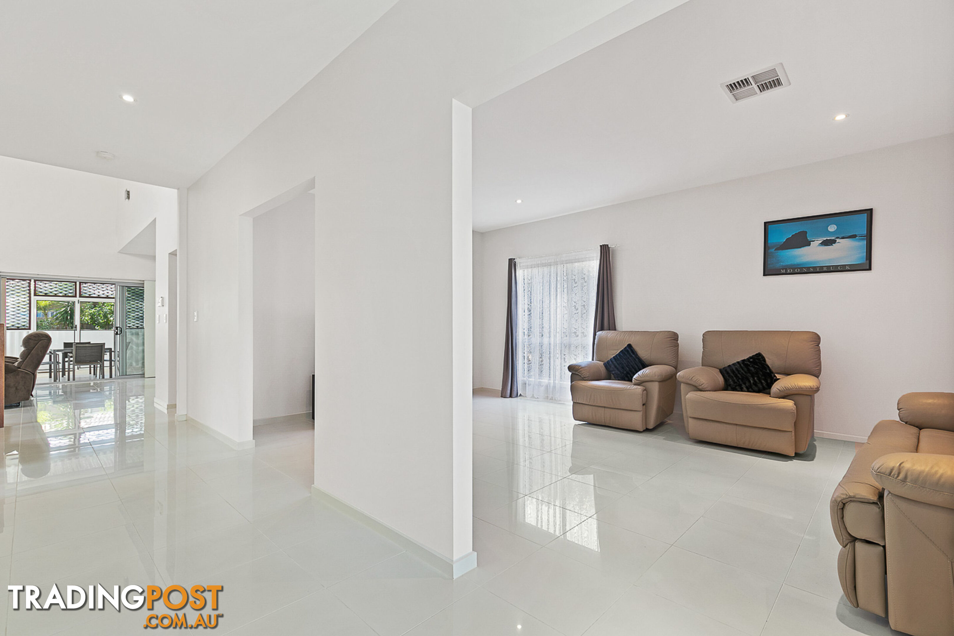 30 Magellan Circuit URRAWEEN QLD 4655