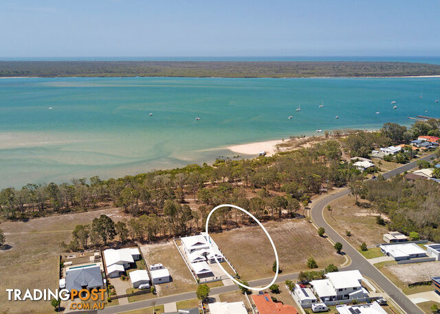 68 Traviston Way BURRUM HEADS QLD 4659