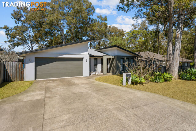 27 Spence Street POINT VERNON QLD 4655