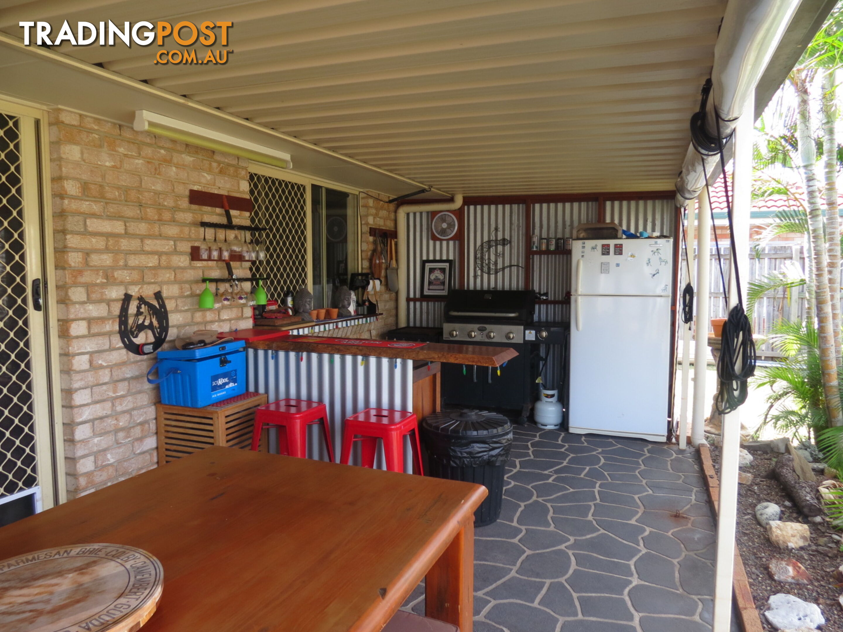 6 Kestrel Court ELI WATERS QLD 4655