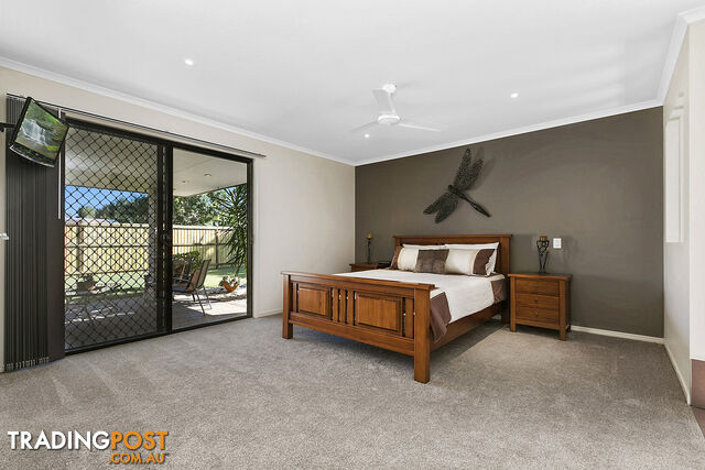 81 Washington drive WONDUNNA QLD 4655