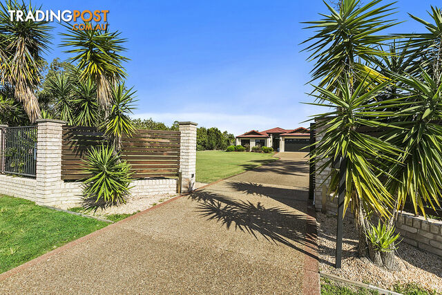 81 Washington drive WONDUNNA QLD 4655