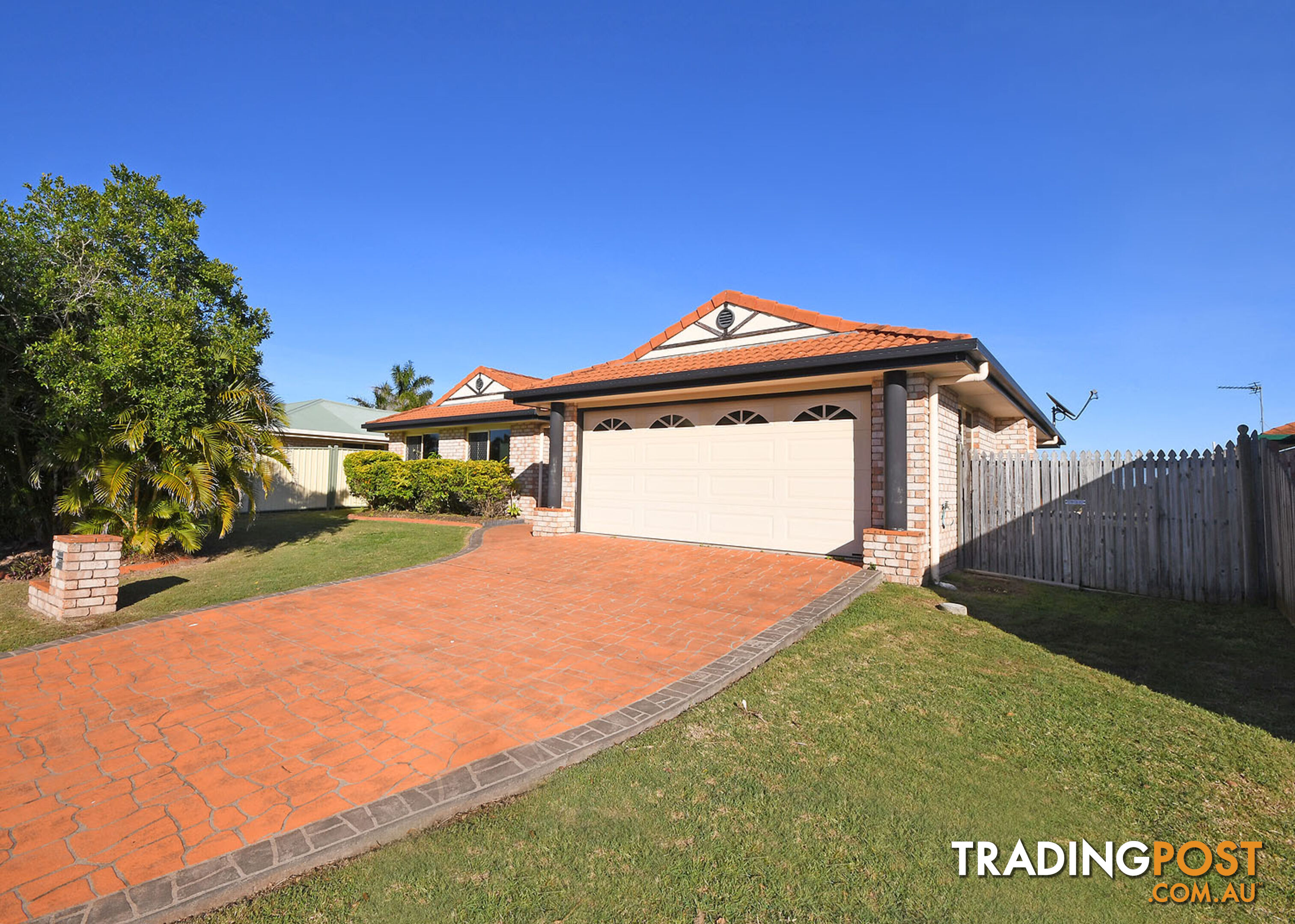 28 Bushlark Avenue ELI WATERS QLD 4655