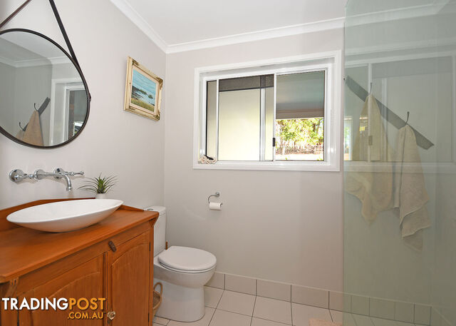 66 Valfern Court DUNDOWRAN QLD 4655