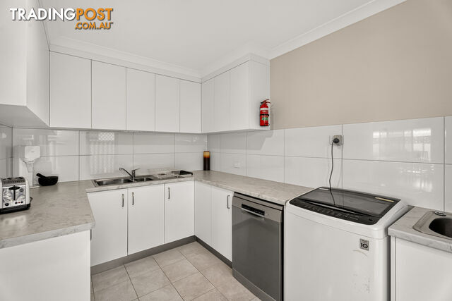 8 View Street TORQUAY QLD 4655 - photo 5 of 22