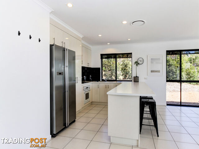 17 Azure Court DUNDOWRAN BEACH QLD 4655