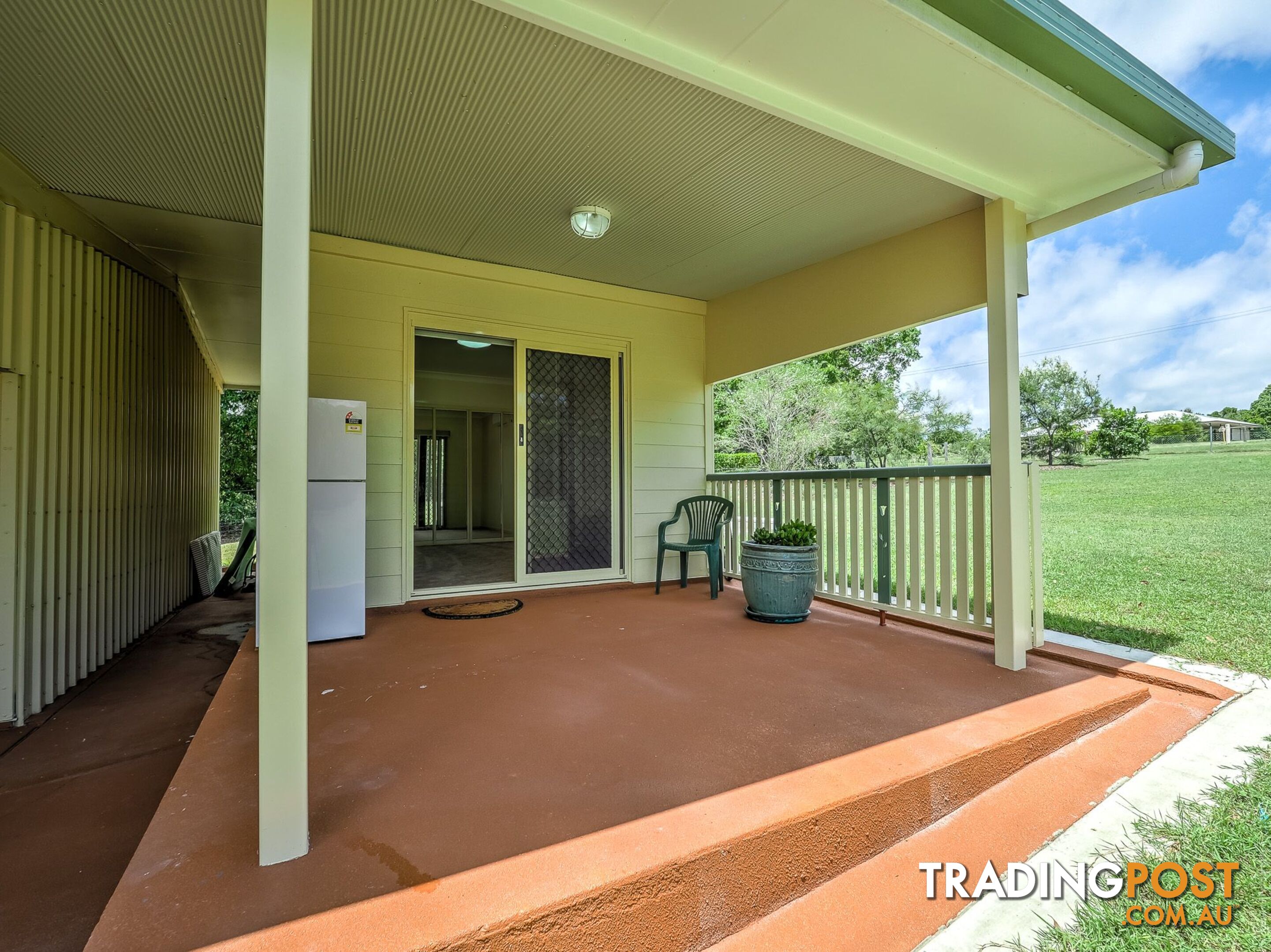 2 Dolphin Avenue BOORAL QLD 4655