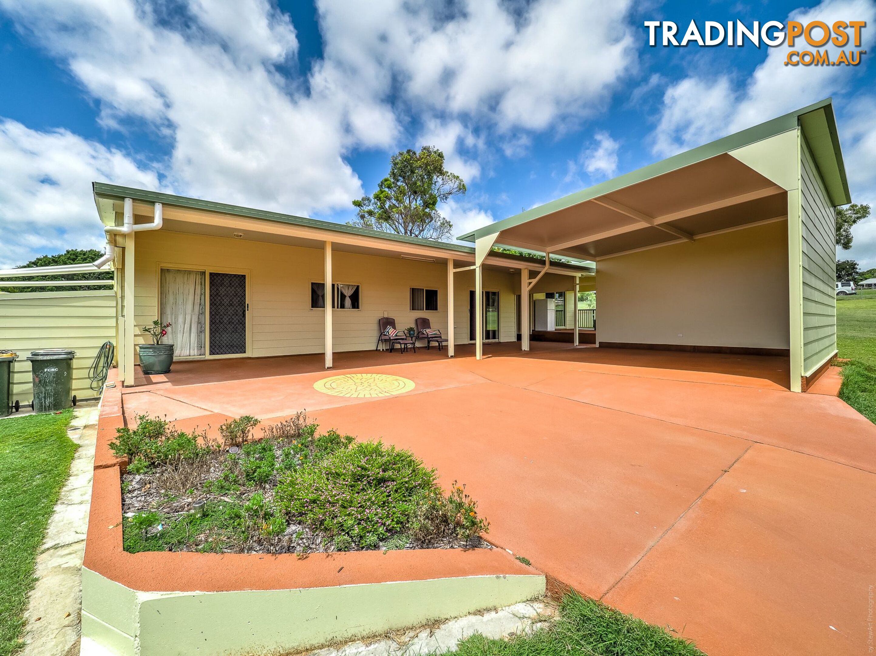 2 Dolphin Avenue BOORAL QLD 4655