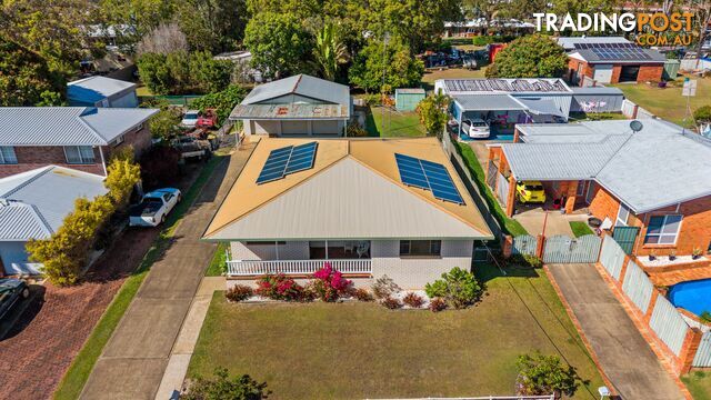 98 Lauren Street URANGAN QLD 4655
