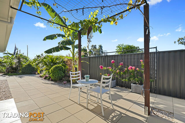 43 Zephyr Street SCARNESS QLD 4655