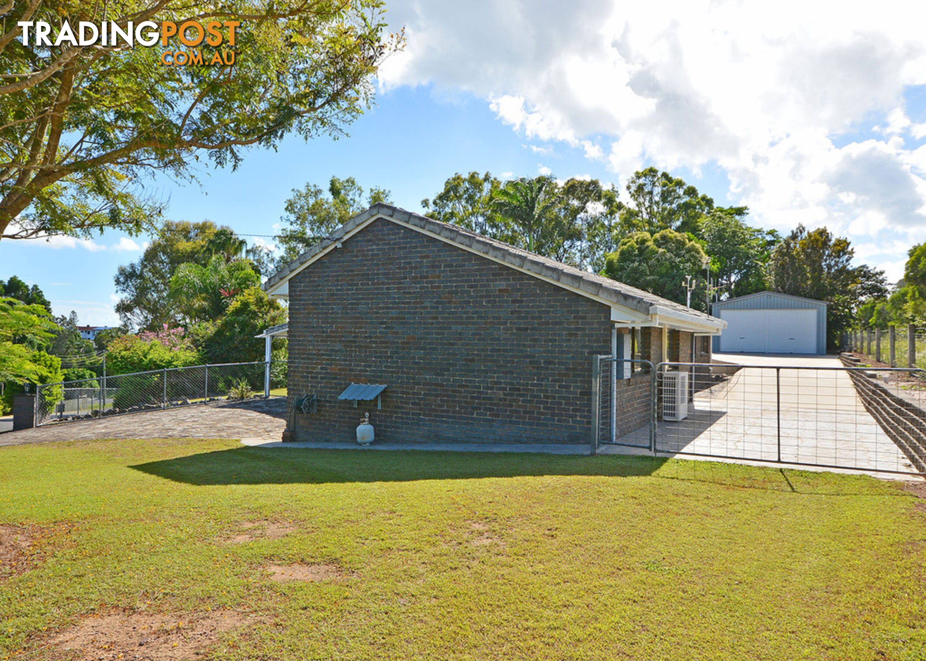 8 Tudor Avenue URRAWEEN QLD 4655