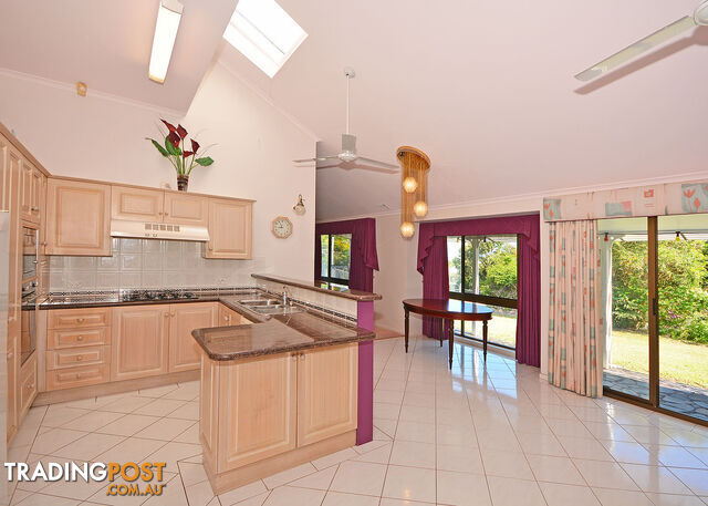 8 Tudor Avenue URRAWEEN QLD 4655