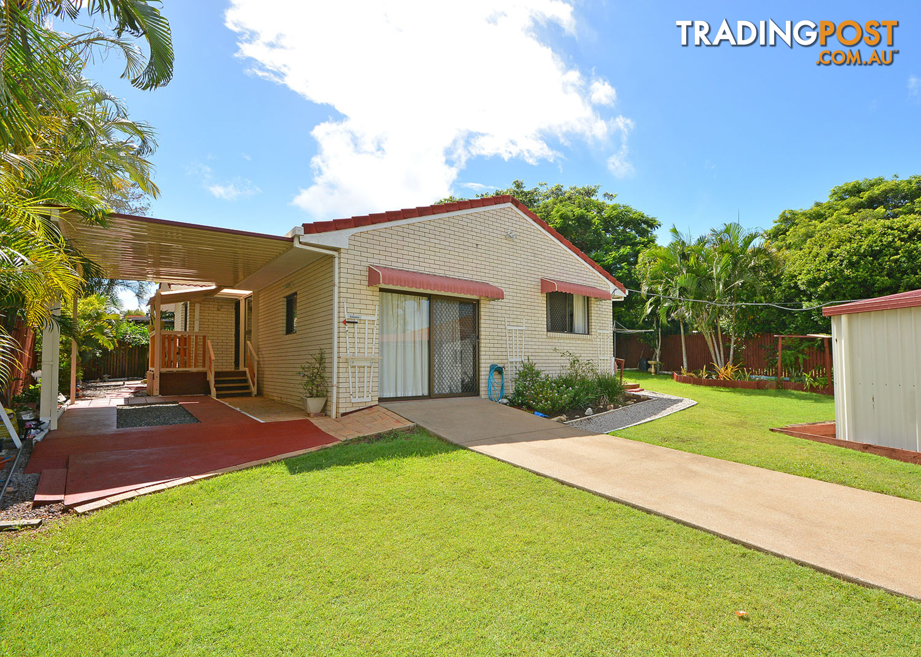 8 Maureen Court POINT VERNON QLD 4655