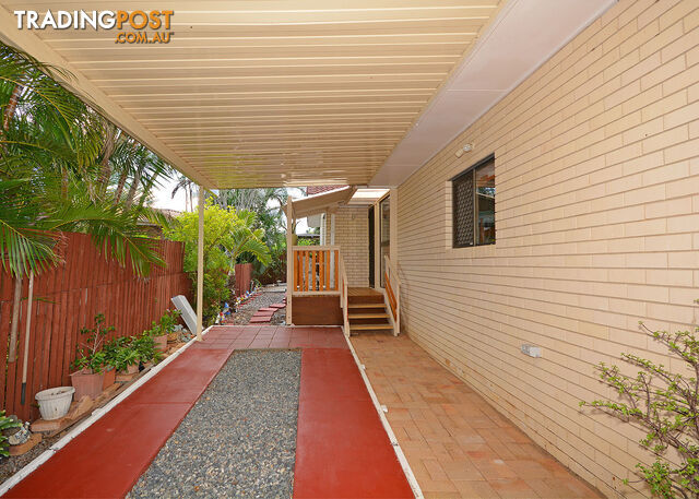 8 Maureen Court POINT VERNON QLD 4655