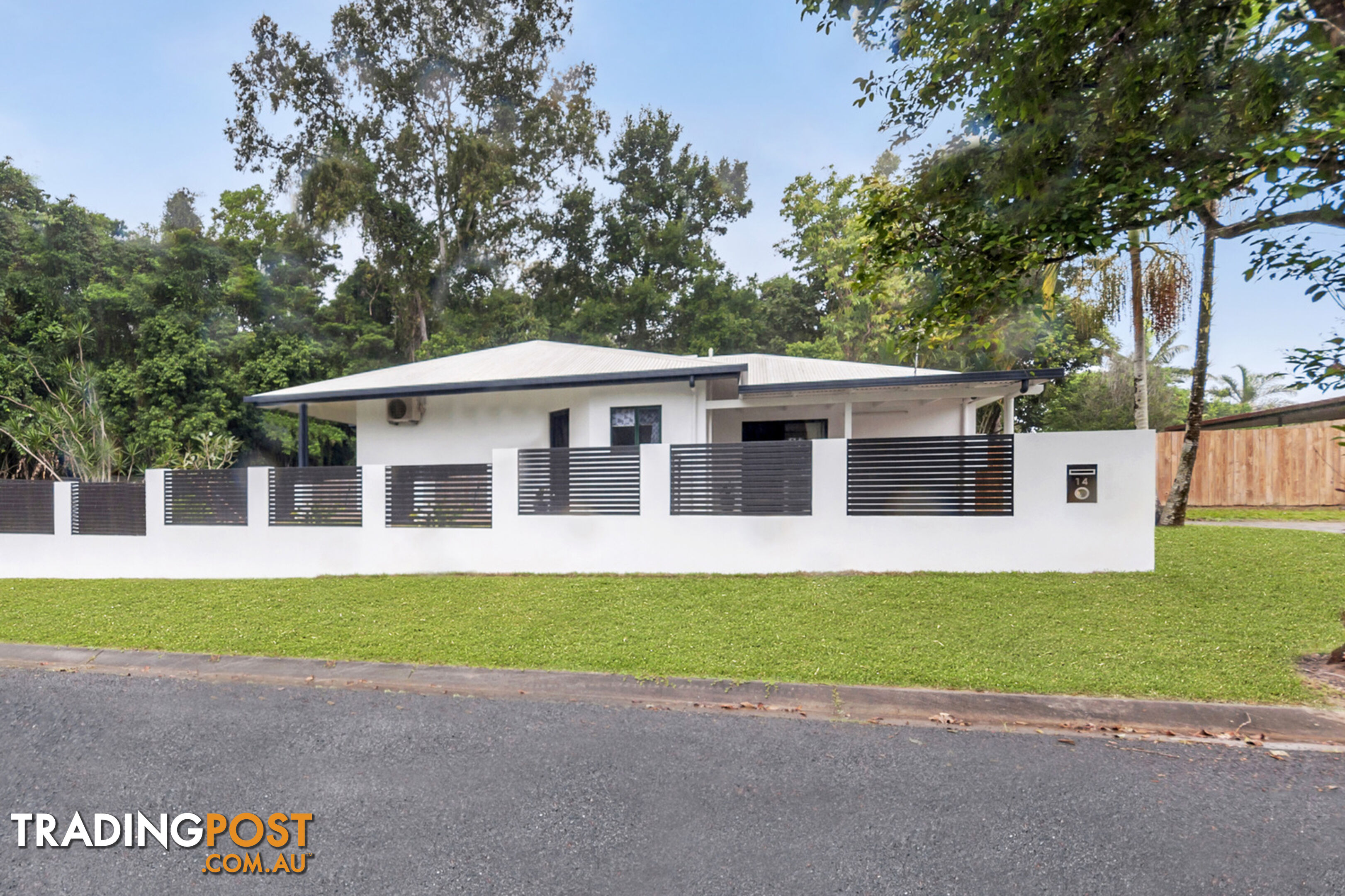 14 Lorraine Close Bentley Park QLD 4869