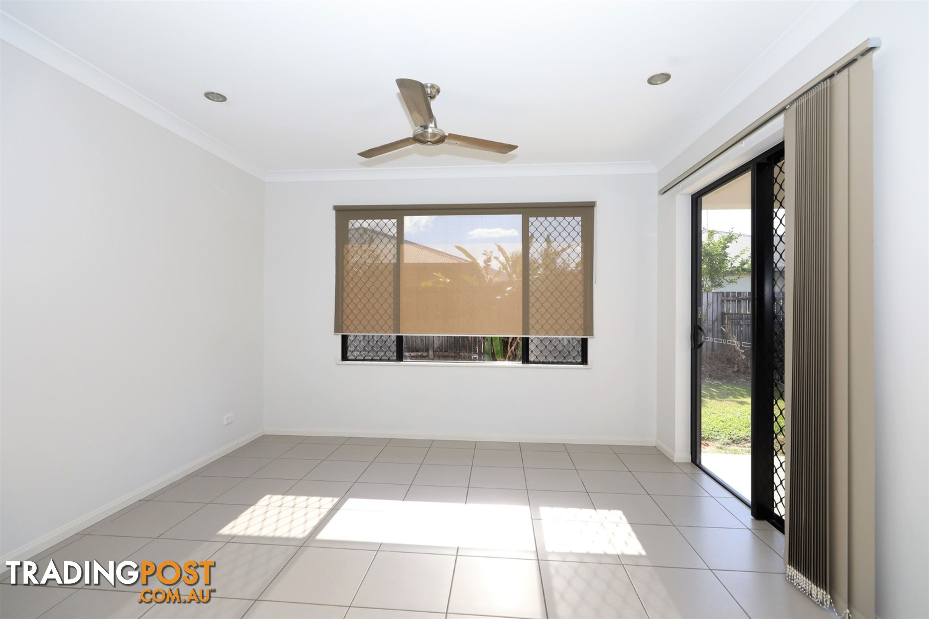 17 Disney Street White Rock QLD 4868