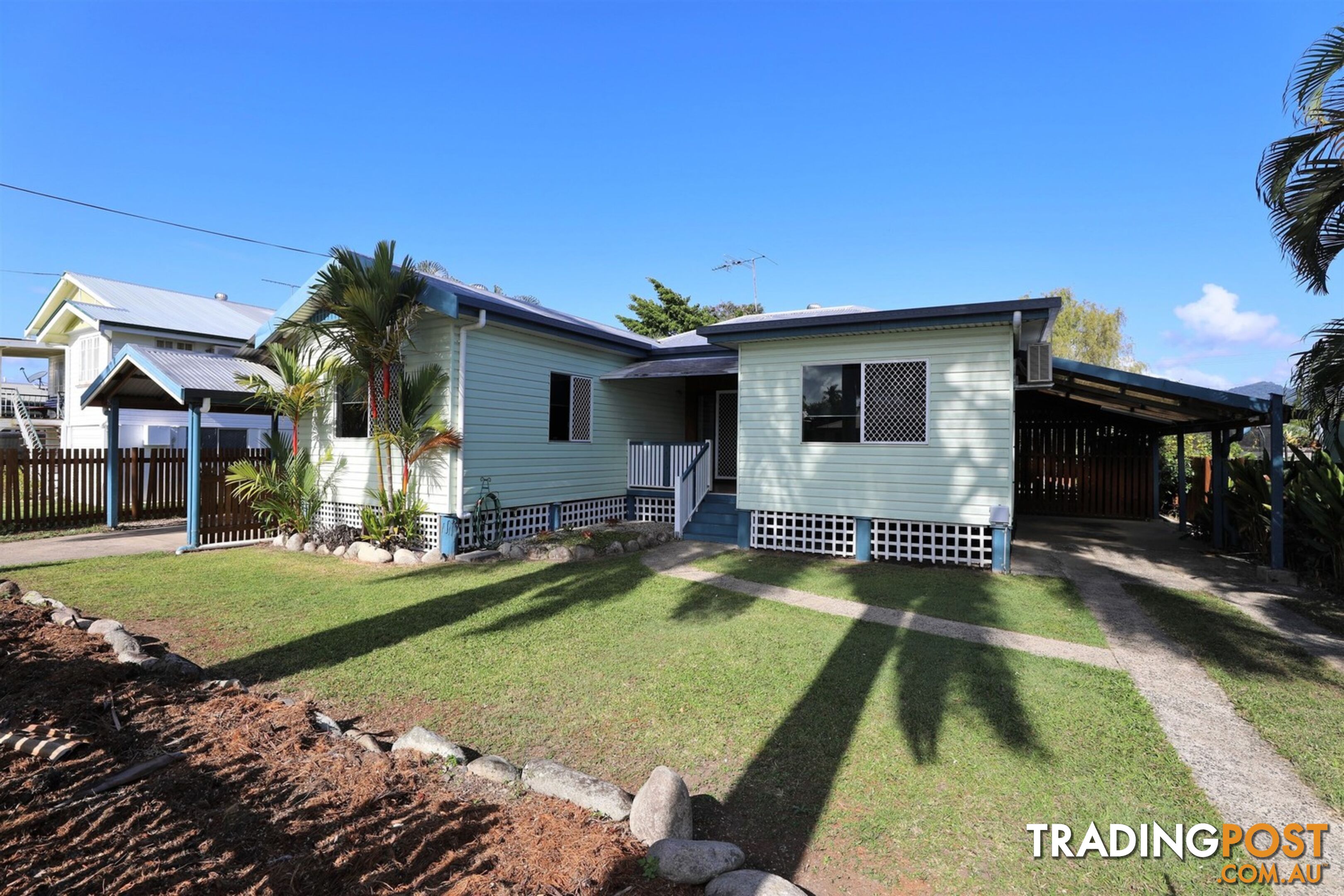 37 Collinson Street Westcourt QLD 4870