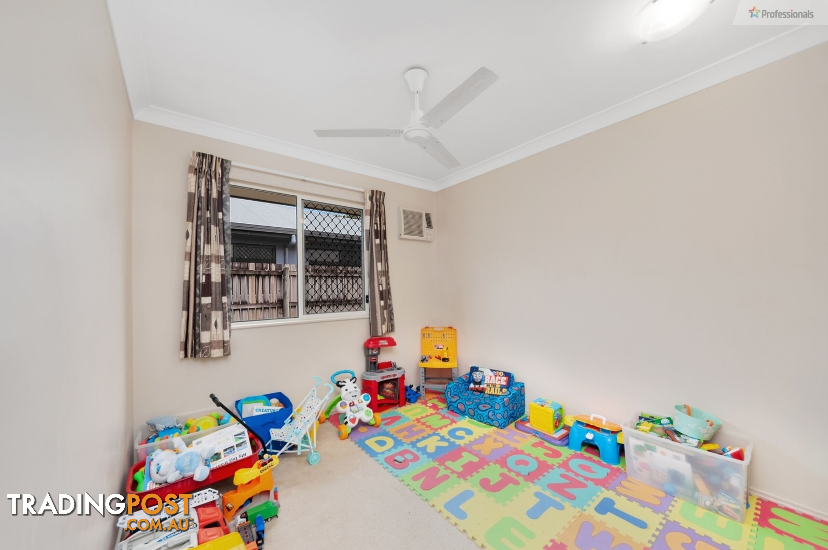 31 Cliffdale Street Bentley Park QLD 4869