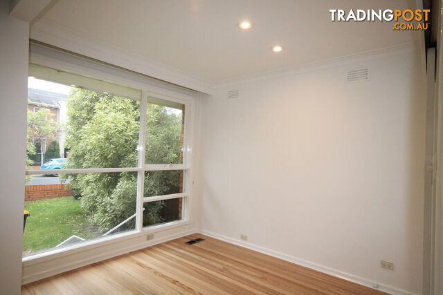 1 17 Marlborough Street Caulfield North VIC 3161 - photo 5 of 9