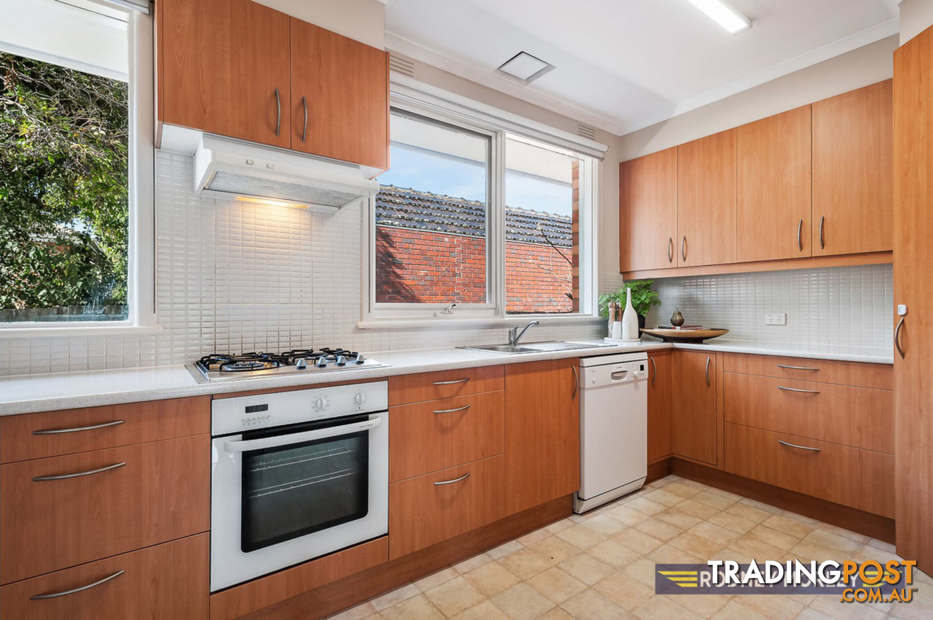 5 305 Hawthorn Road Caulfield VIC 3162