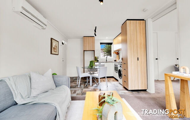7 26 Park Crescent Caulfield North VIC 3161 - photo 4 of 10