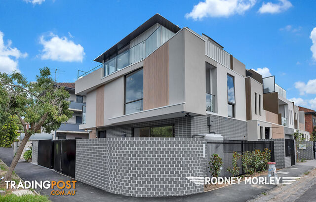 1A May Street Elwood VIC 3184