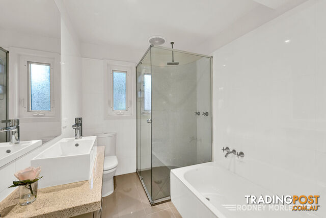 3 302 Hawthorn Road Caulfield VIC 3162