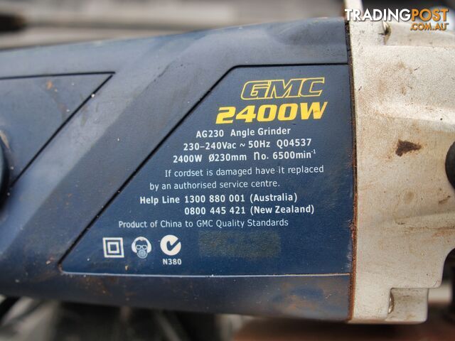 Grinder GMC 2400W in the box