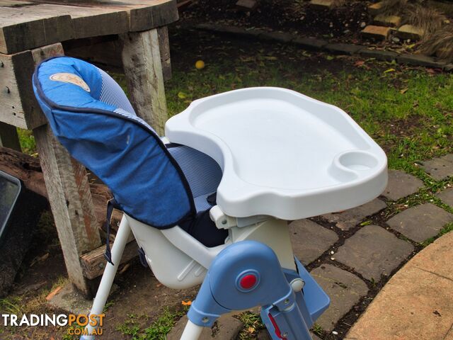 Baby high feeding chair