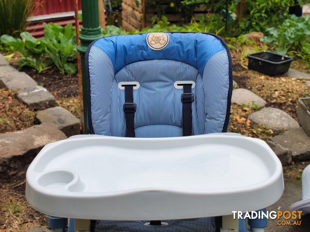 Baby high feeding chair