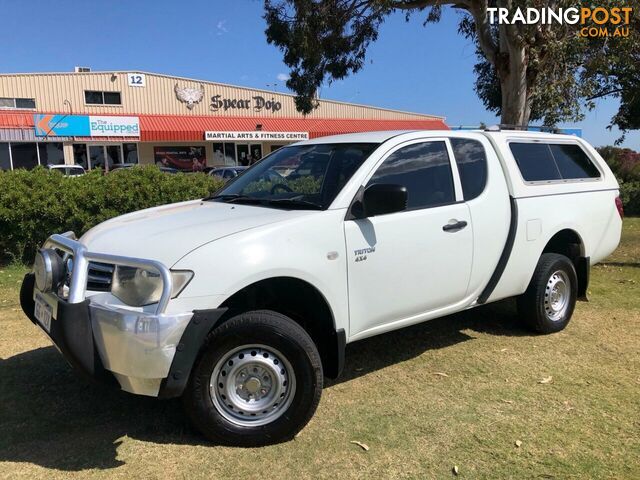 2010 MITSUBISHI TRITON GLX CLUB CAB MN MY11 CAB CHASSIS