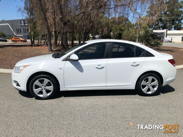 2013 HOLDEN CRUZE EQUIPE JH SERIES II MY14 SEDAN