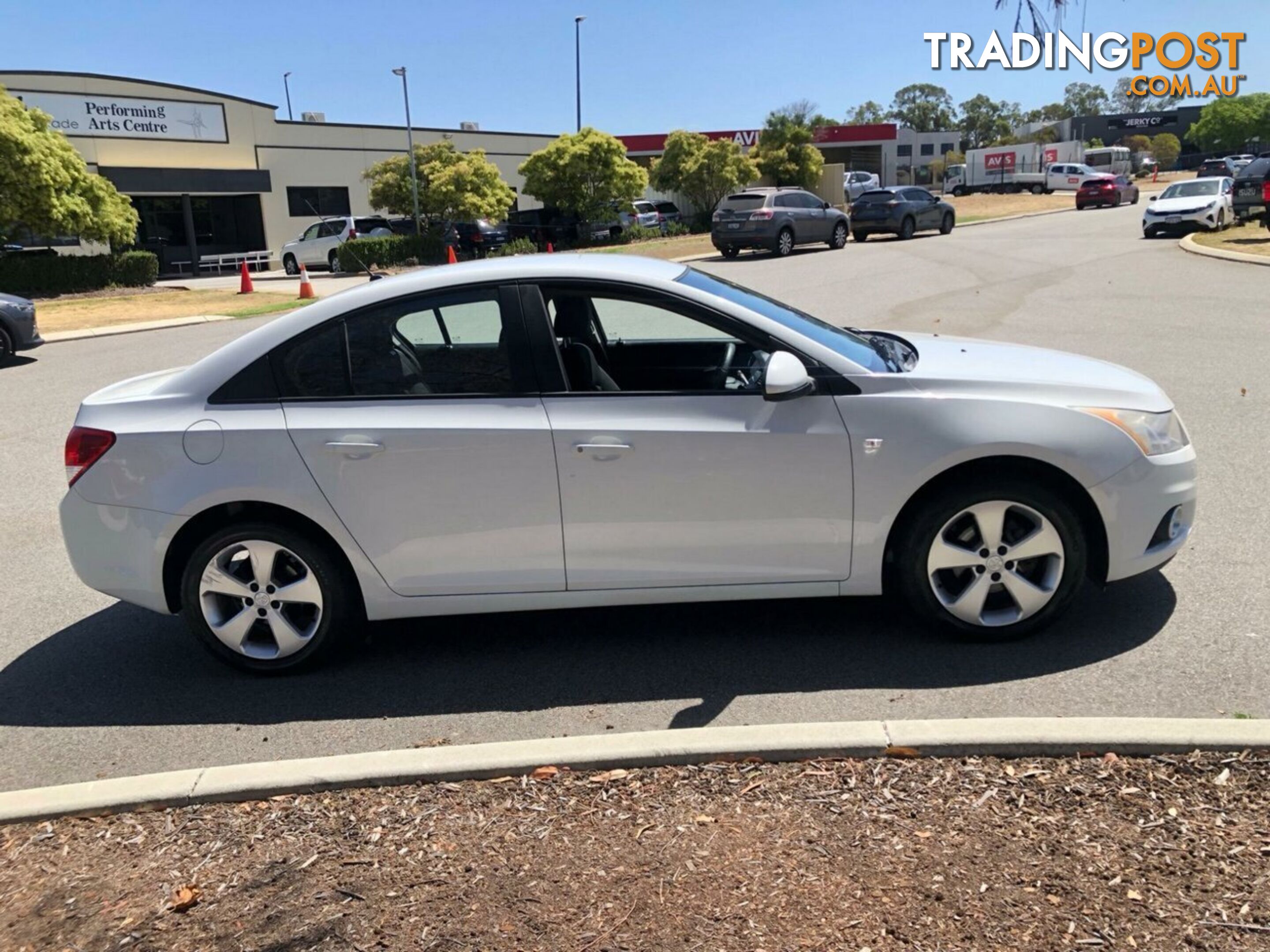 2013 HOLDEN CRUZE EQUIPE JH SERIES II MY14 SEDAN