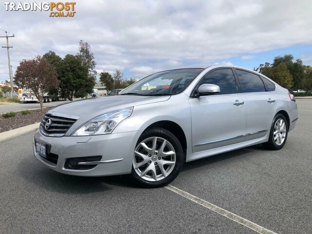 2011 NISSAN MAXIMA BODYSTYLE BADGE SEDAN