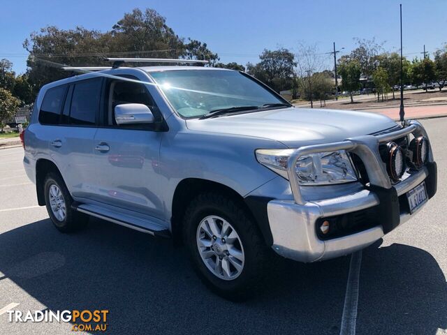 2013 TOYOTA LANDCRUISER GXL VDJ200R MY13 WAGON