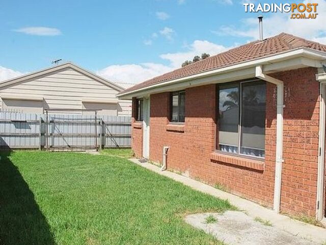 Unit 1/2 Campbell Avenue DEER PARK VIC 3023