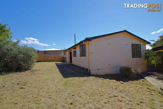 10 Burton Street GLENORCHY TAS 7010