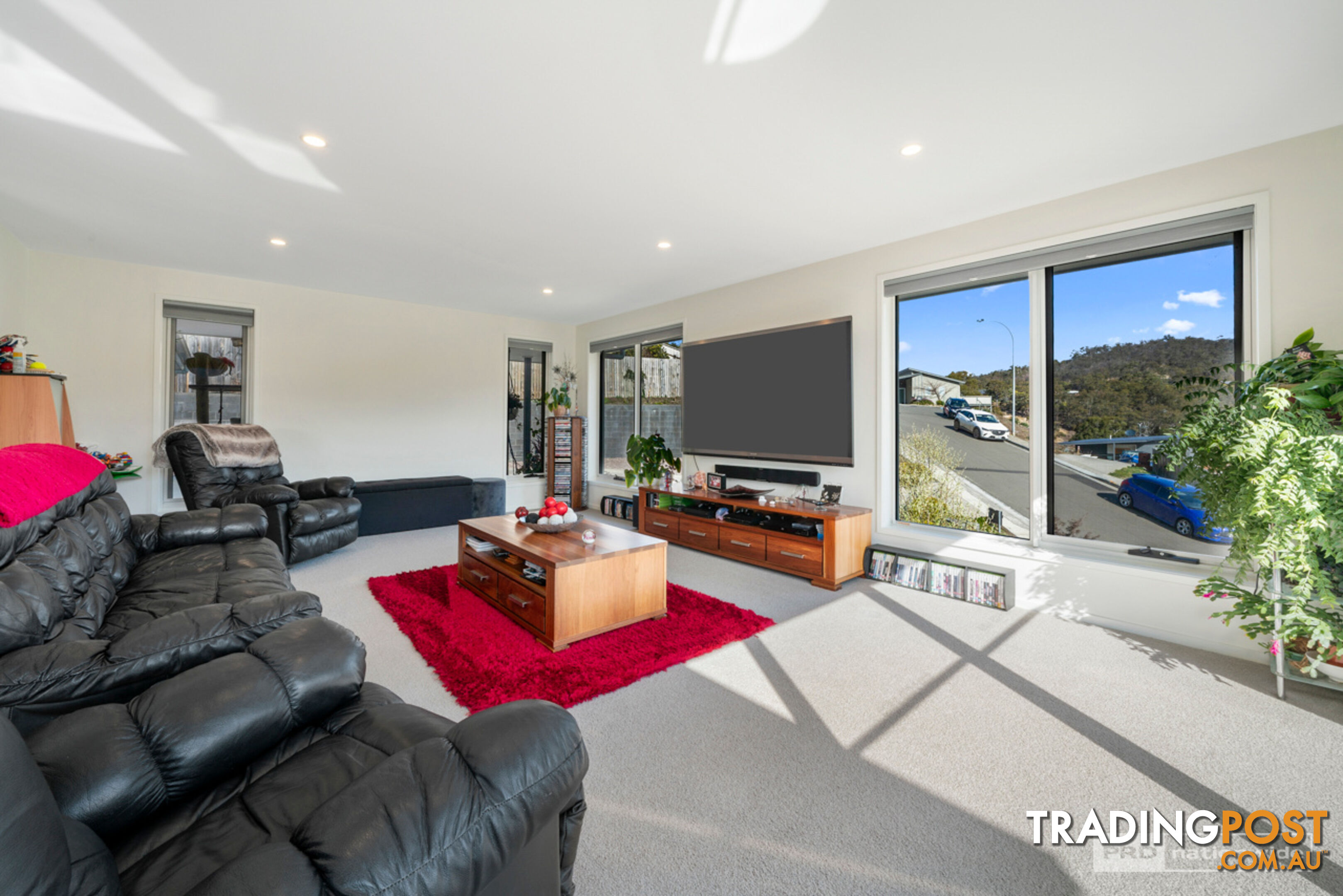 22 Jeanette Court LENAH VALLEY TAS 7008