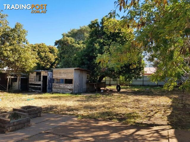 10 Dorothy Street MOUNT ISA QLD 4825