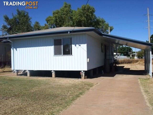 4 Richards Crescent MOUNT ISA QLD 4825