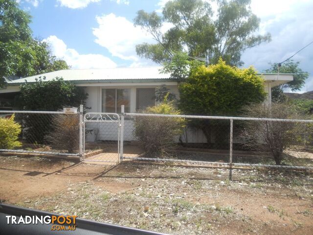 31 Buckley Avenue MOUNT ISA QLD 4825