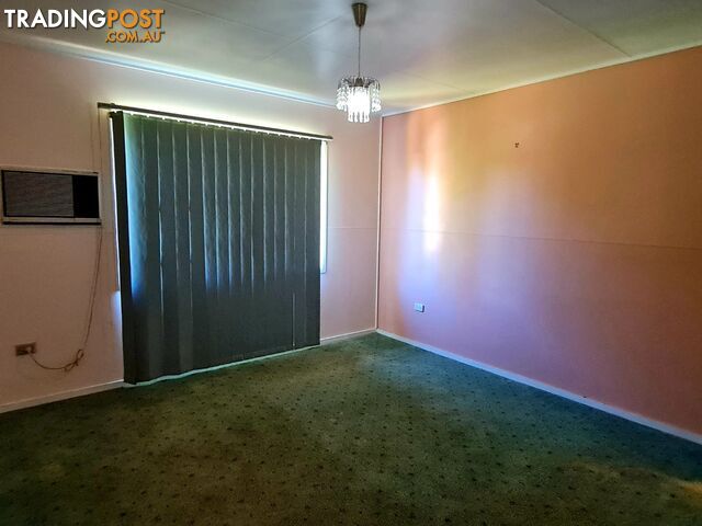 1 Wright Road MOUNT ISA QLD 4825