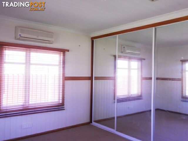 16 Twenty First Avenue MOUNT ISA QLD 4825