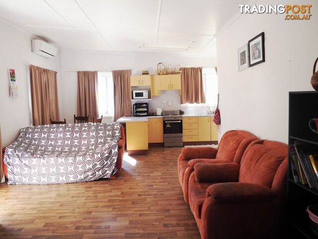 21 Verry Street MOUNT ISA QLD 4825