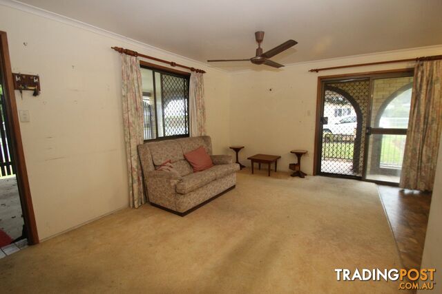 2 Mary Street SCARNESS QLD 4655