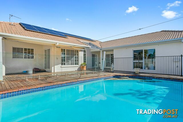 46 South Street URANGAN QLD 4655