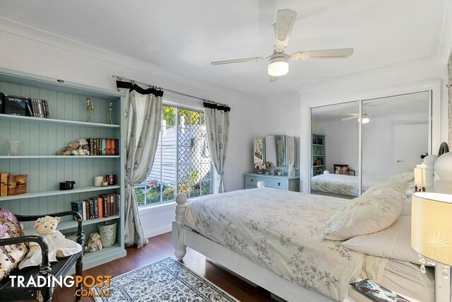 46 South Street URANGAN QLD 4655