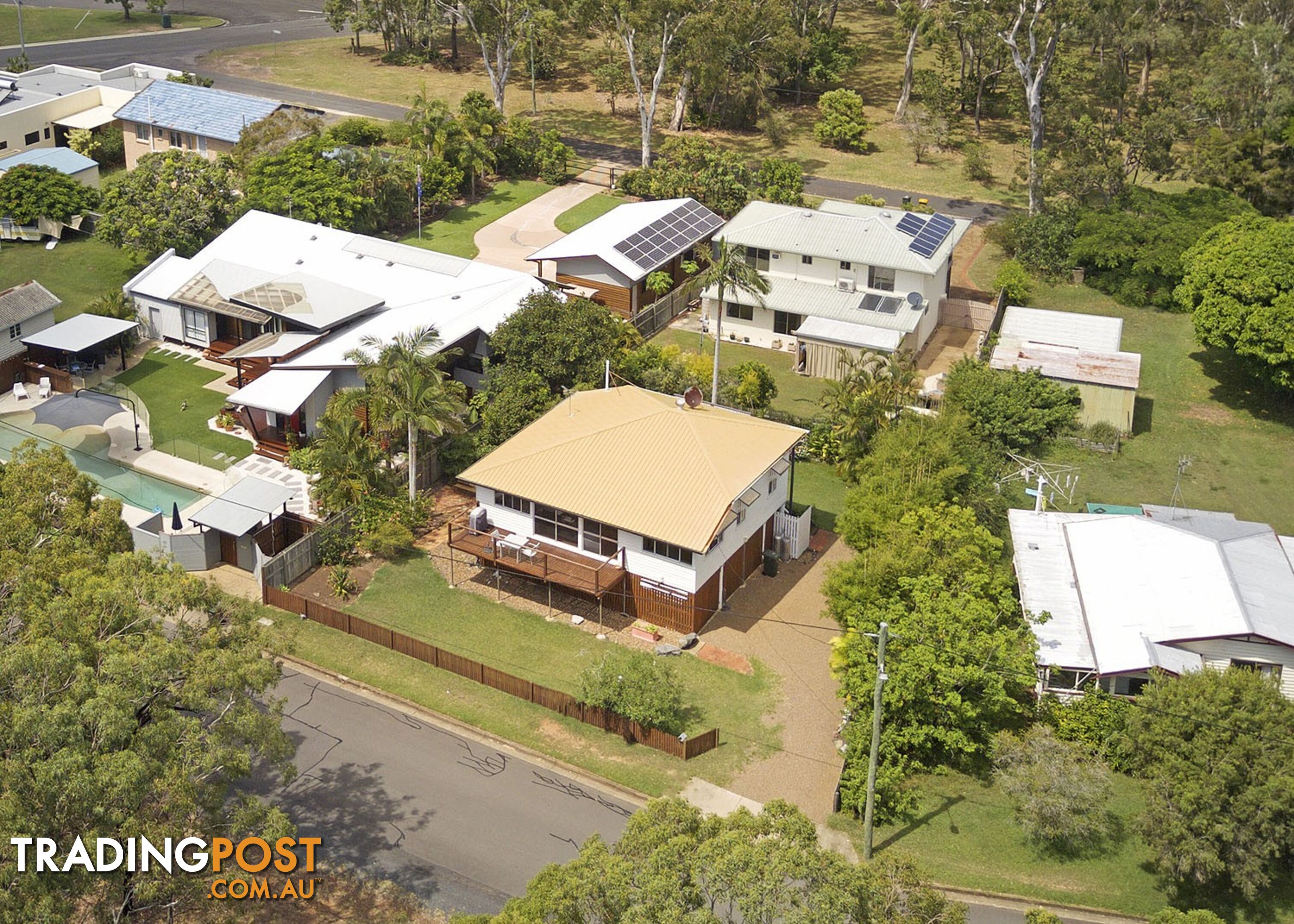 40 Esplanade POINT VERNON QLD 4655